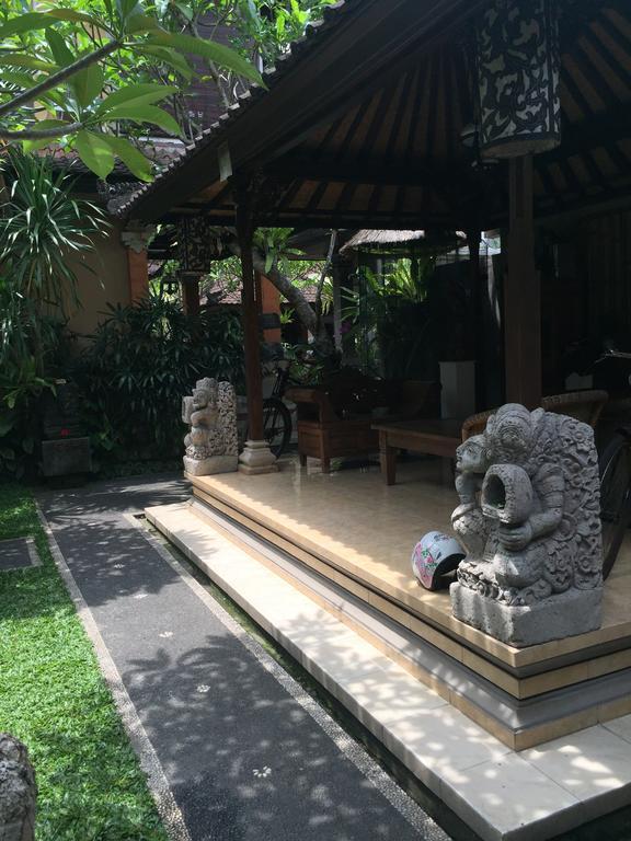 特杰家庭旅馆 乌布 外观 照片